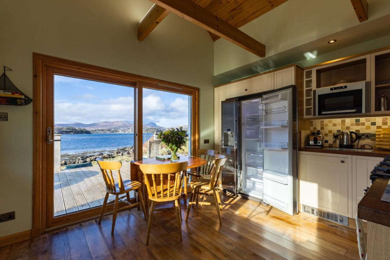 Shore Cottage Isle Of Skye พอทรี ภายนอก รูปภาพ