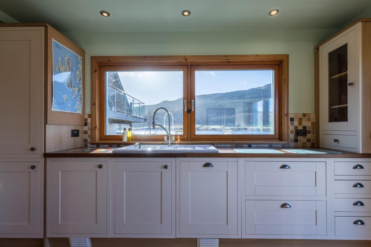 Shore Cottage Isle Of Skye พอทรี ภายนอก รูปภาพ